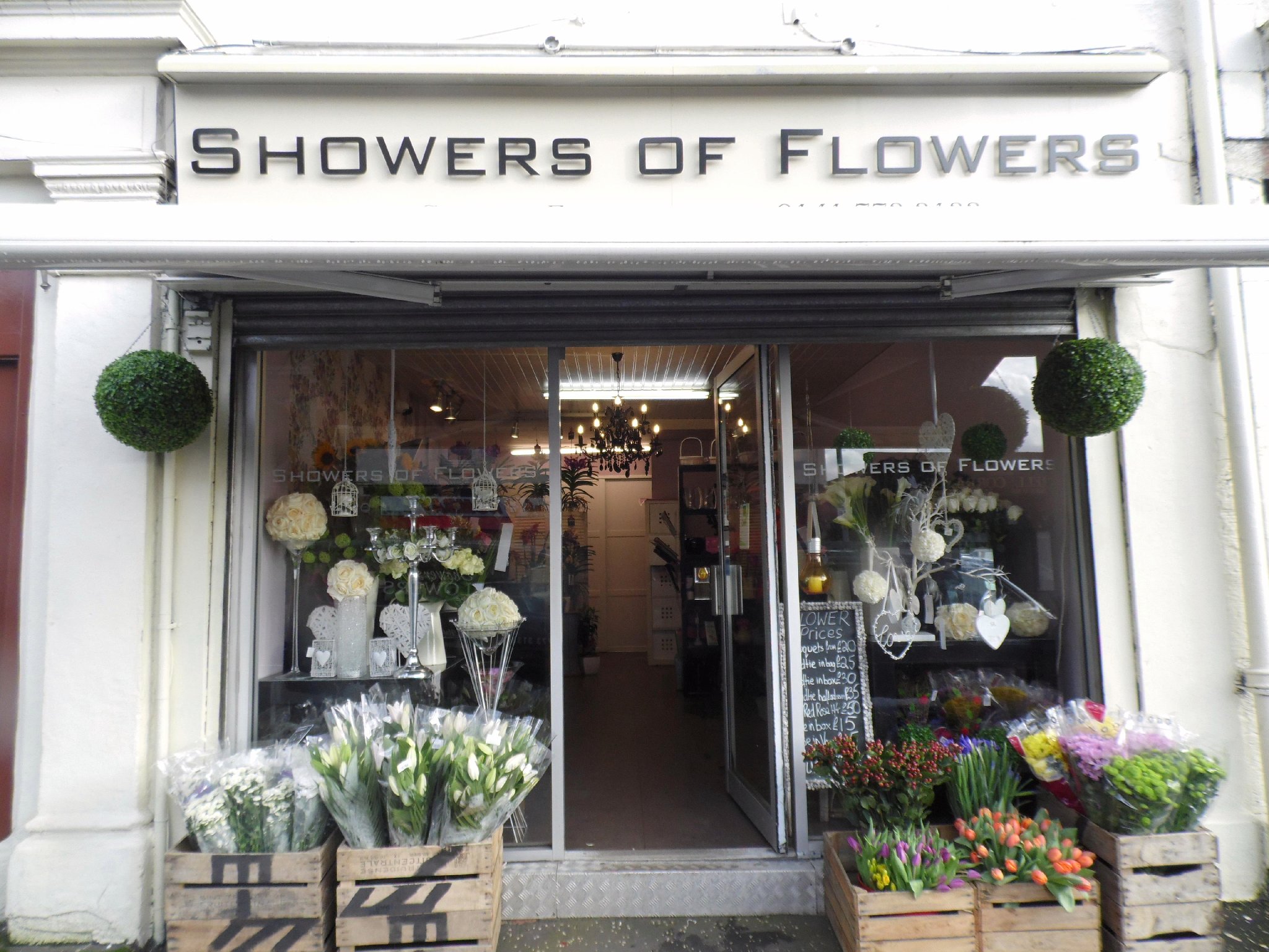 Florist Showers of Flowers - Glasgow